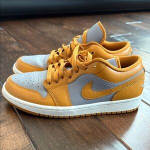 Nike Air Jordan 1 Low Women’s Sneakers